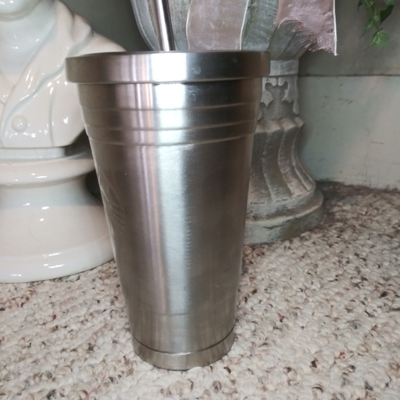 Starbucks Rare 2012 Stainless Steel 16 Ounce Insulated Siren Cold Cup With Straw - Picture 4 of 15